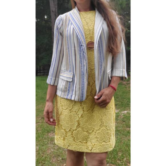 Available open front springtime blazer striped white blue medium - Picture 1 of 11